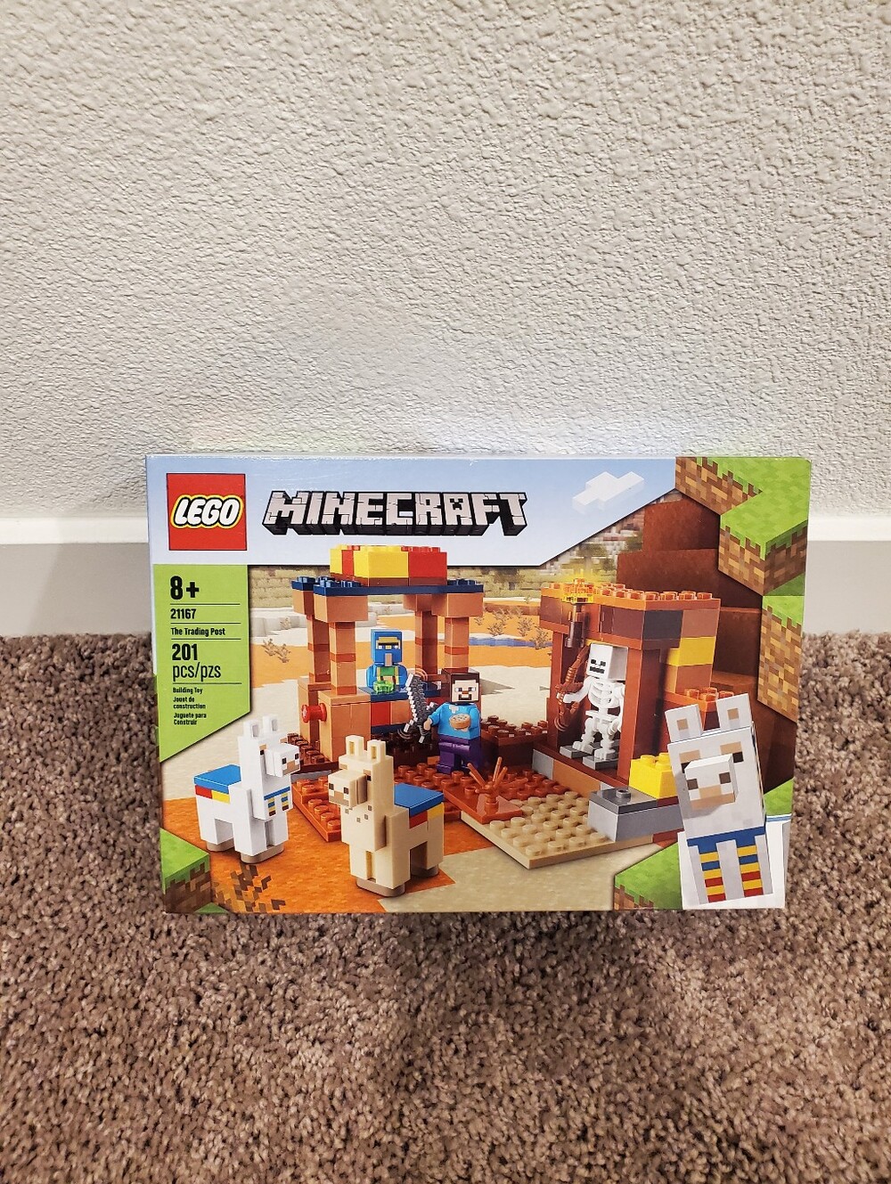 Lego Minecraft 21167 SEALED Excellent Condition The Trading Post New In Box